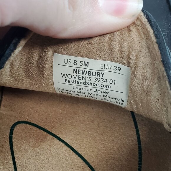 Eastland Shoes Womens Size 8.5 Black Leather Newbury Chunky Loafers - Picture 3 of 10